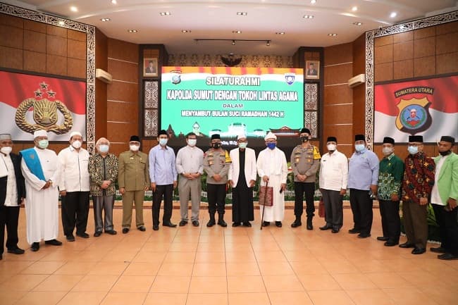 kapoldasu_dan_tokoh_lintas_agama_jalin_silaturahmi_sambut_bulan_ramadhan