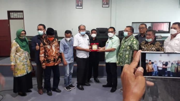 ketua_bapemperda_dprd_kabupaten_deli_serdang_sebut_siantar_kota_hebat