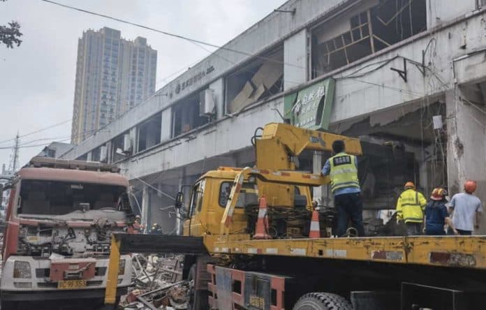 korban_ledakan_gas_di_tiongkok_bertambah_25_tewas