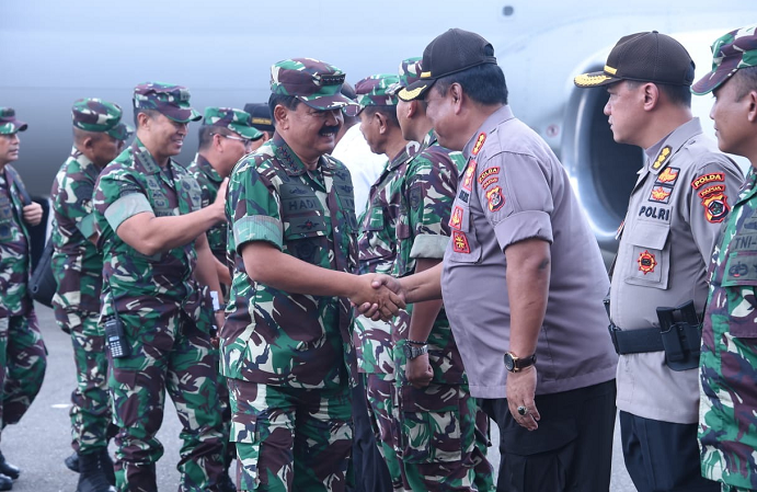 kunjungi_timika_papua_ini_kata_panglima_tni_marsekal_hadi_tjahjanto