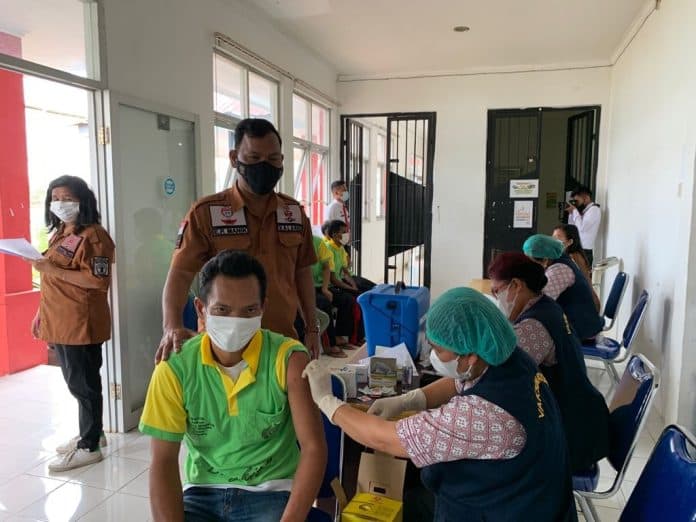 lapas_narkotika_pematangsiantar_gelar_vaksinasi