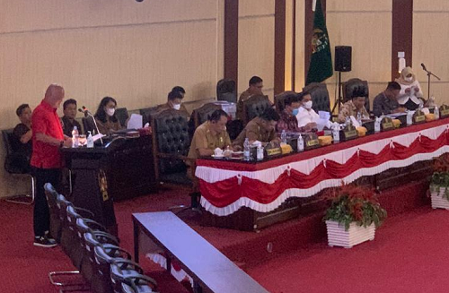 laporan_reses_warga_keluhkan_perbaikan_jalan_dan_bantuan_tak_merata