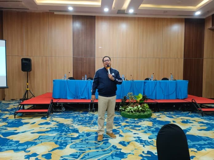 legenda_pasar_modal_indonesia_bagikan_ilmu_saham_ke_pengusaha_medan