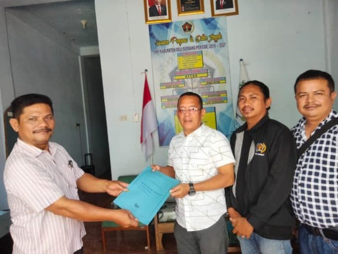 lisbon_situmorang_pendaftar_pertama_balon_ketua_pwi_deli_serdang