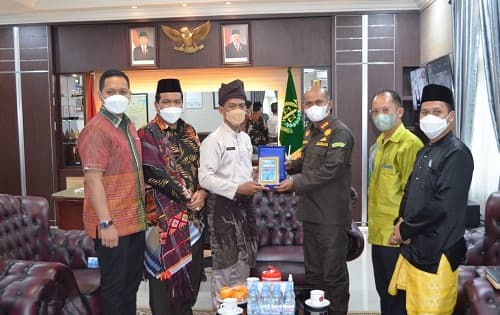 mencegah_bocornya_pendapatan_pud_pasar_kejari_medan_dilibatkan