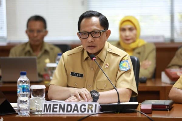 mendagri_tito_mau_jadi_kepala_daerah_butuh_minimal_rp30_miliar
