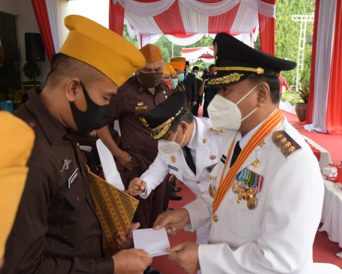 menteri_sosial_sebut_hari_pahlawan_harus_dapat_kobarkan_semangat_perjuangan