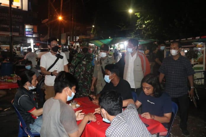 patroli_prokes_dan_ppkm_mikro_terus_bergulir_di_medan