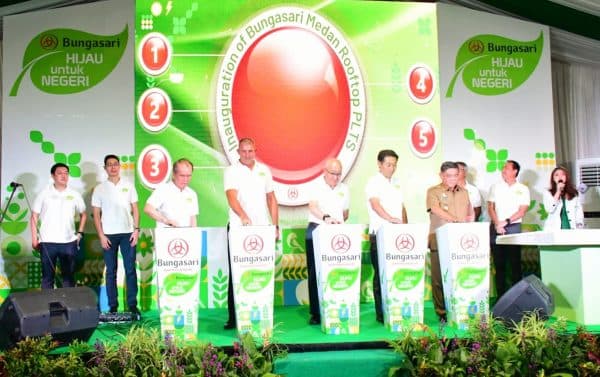 pembangkit_listrik_tenaga_surya_diresmikan_di_deli_serdang