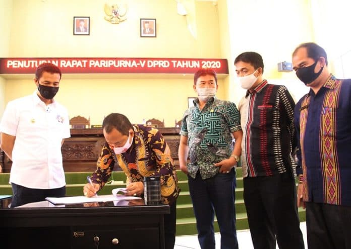 pengesahan_p_apbd_2020_disambut_koor_setuju_dprd_siantar
