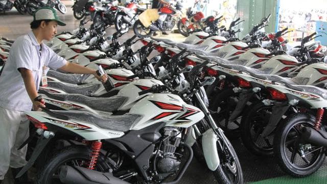 penjualan_anjlok_sepeda_motor_hendak_banting_harga