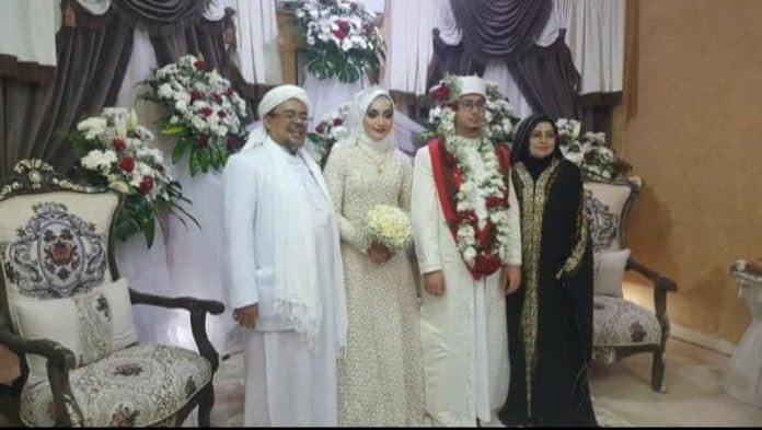 pernikahan_putri_rizieq_shihab_tak_dihadiri_anies