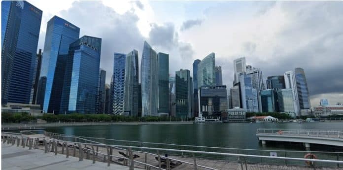 petugas_polisi_ditemukan_dengan_luka_tembak_di_1_bayfront_avenue_dinyatakan_meninggal