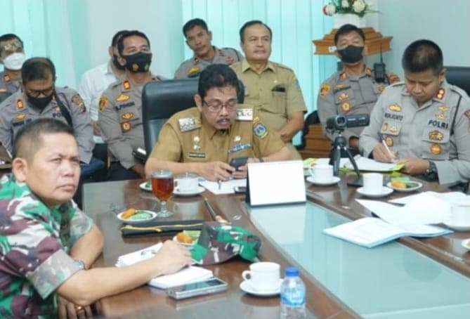 pj_wali_kota_tebing_tinggi_ikuti_rakor_virtual_tpid_bersama_mendagri_di_jakarta
