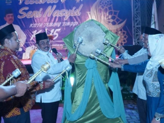 pj_wali_kota_tebing_tinggi_resmi_buka_fsn_ke_15_tahun_2022
