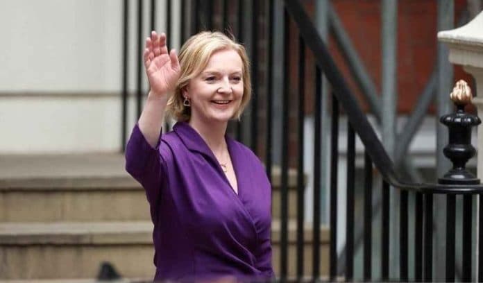pm_inggris_tersingkat_liz_truss_kantongi_rp2_miliar_seumur_hidup