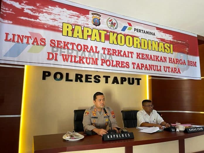 polres_taput_gelar_rapat_koordinasi_lintas_sektoral_terkait_kenaikan_harga_bbm