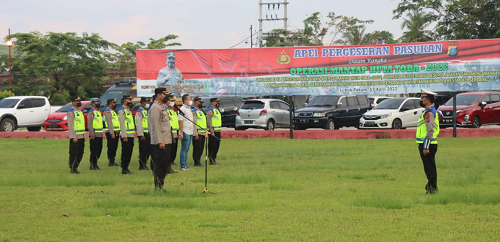 polresta_deli_serdang_gelar_apel_operasi_ketupat_toba_2022