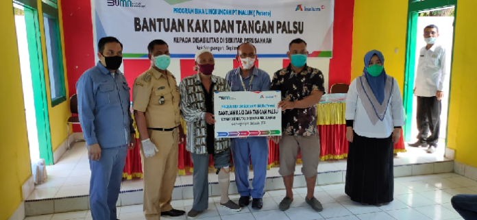 pt_inalum_beri_kaki_dan_tangan_palsu_untuk_kaum_difabel