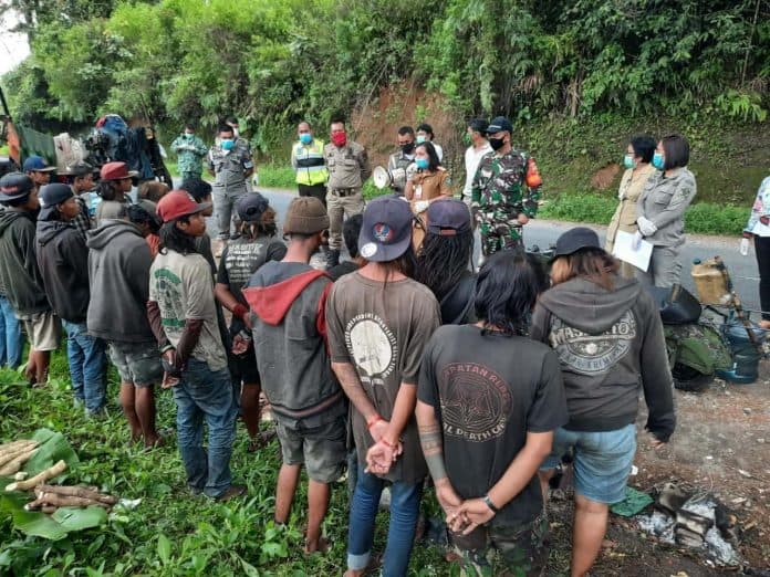 puluhan_anak_punk_diminta_tinggalkan_kota_parapat