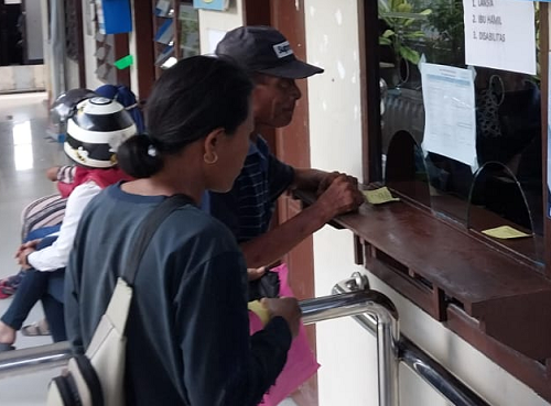 puskesmas_karang_anyar_tolak_pasien_bpjs_kesehatan_karena_beda_faskes