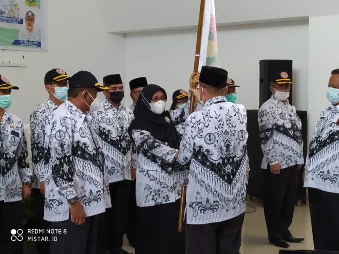 rosmayana_pimpin_pgri_siantar_2020_2025