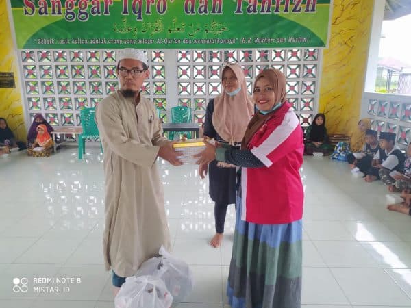 rumah_aspirasi_sahabat_haji_novri_aritonang_berbagi_kasih_di_bulan_ramadhan