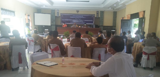 saat_perayaan_nataru_polres_toba_gelar_rakor_pencegahan_covid_19