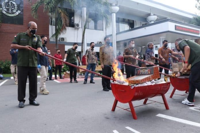 sabu_senilai_rp33_miliar_dimusnahkan_di_medan