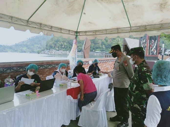 sambut_bulan_puasa_kapolres_simalungun_minta_masyarakat_vaksin_booster