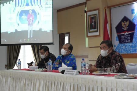 satu_satunya_dari_sumut_deli_serdang_terima_penghargaan_natamukti_award_tahun_2021