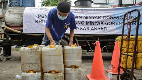 sebanyak_28_ribu_ton_minyak_goreng_curah_mulai_dikucurkan_pemerintah