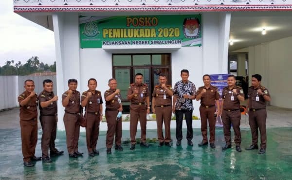 sukseskan_pilkada_serentak_wakajatisu_kunker_ke_kejari_simalungun