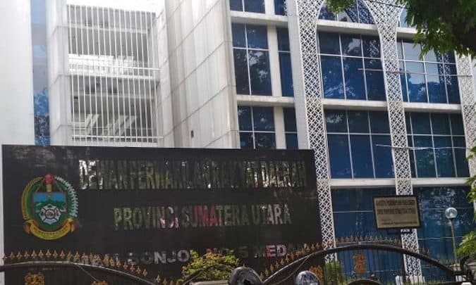 tidak_ada_rapat_kerja_dprd_sumut_tunggu_alat_teleconference