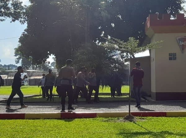 tindaklanjuti_kasus_penembakan_marsal_harahap_kapoldasu_datangi_markas_brimob_siantar