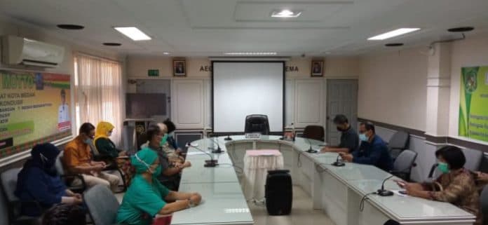 video_keributan_pasien_dengan_perawat_viral_ombudsman_datangi_rs_pirngadi_medan