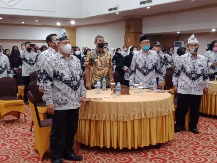 wali_kota_medan_apresiasi_peran_guru_dalam_pembangunan
