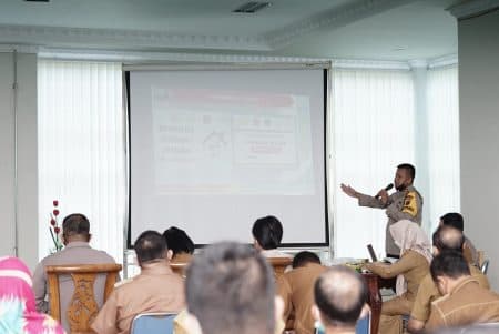 wali_kota_tebing_tinggi_dan_kapolres_gelar_rakor_jelang_nataru