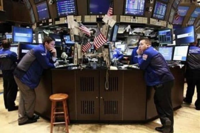 wall_street_tumbang_akibat_ancaman_trump_ke_china