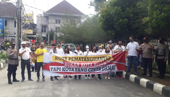 walubi_gelar_aksi_damai_suarakan_jaga_kerukunan_di_kota_siantar