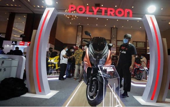 wow_beli_motor_listrik_polytron_dapat_plus_sewa_baterai_3_tahun